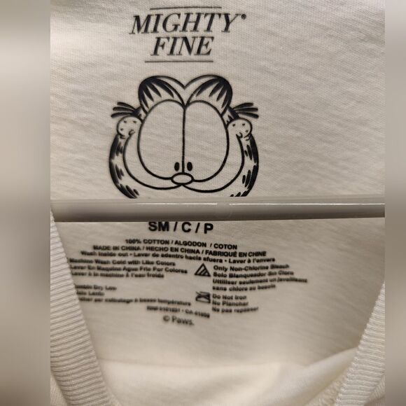 Garfield - Venice Graphic Crop Top - Junior's Size Small - Picture 2 of 3